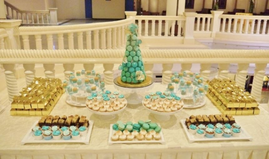 Dessert table in Tiffany Blue