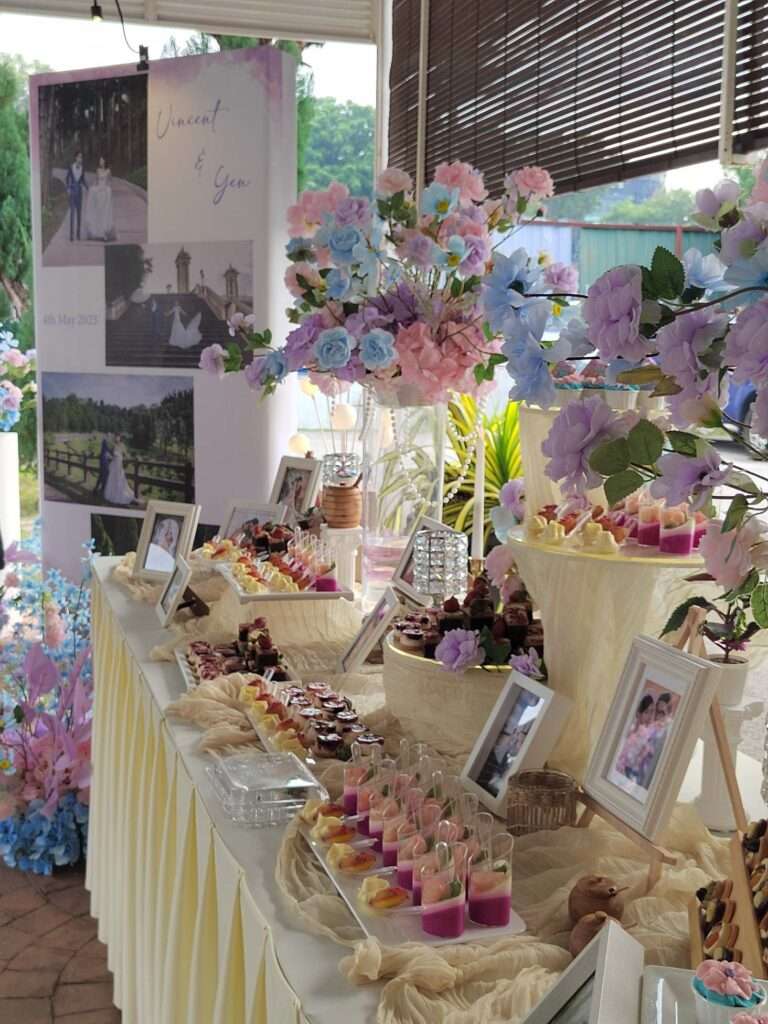 How to Plan For An Outdoor Wedding Dessert Table